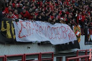 BRATSKA PORUKA IZ MOSKVE Navijači Spartaka uoči utakmice protiv Zvezde: Nas i Srba 300 miliona