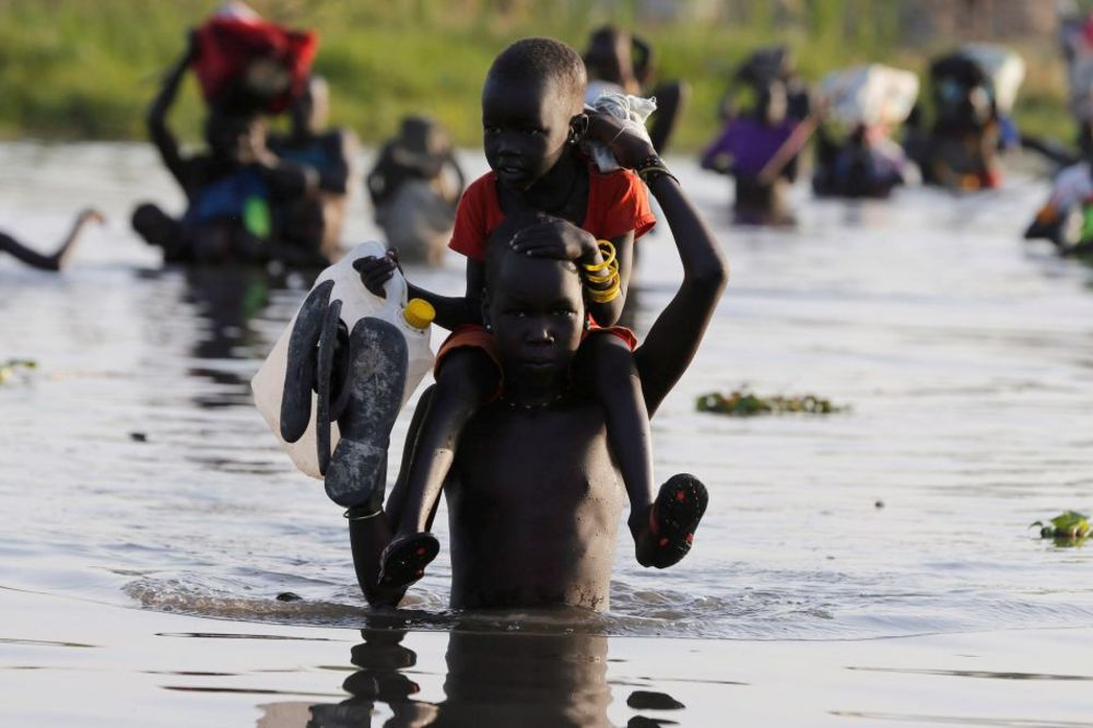 (FOTO) NAROD KOG USKORO NEĆE BITI: Ovu zemlju je za samo 8 meseci napustilo 1.6 MILIONA LJUDI!