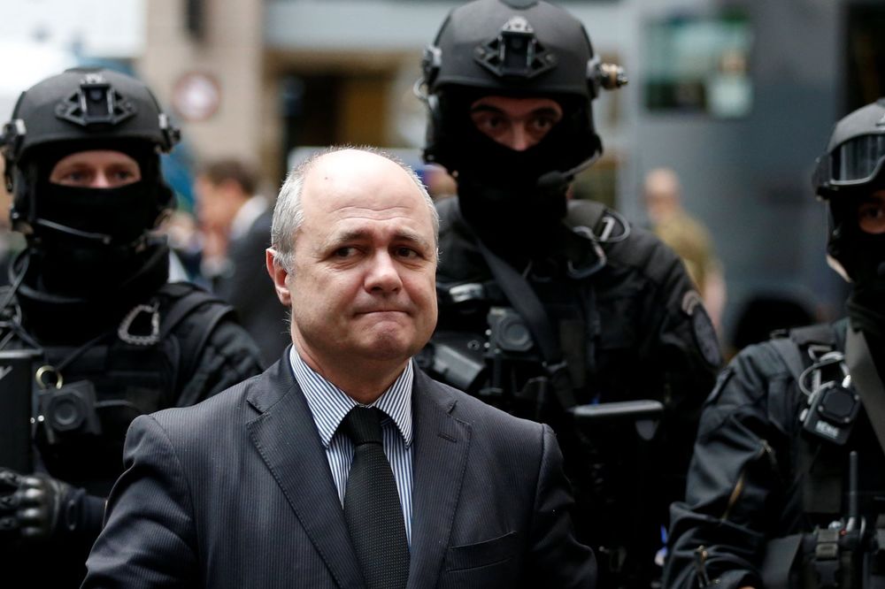 FRANCUSKI MINISTAR POLICIJE PODNEO OSTAVKU: Zaposlio ćerke u parlamentu tokom letnjeg raspusta