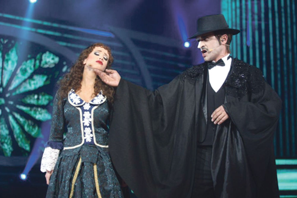 PODELA ULOGA: Zvezda Folka peva u Fantomu iz opere?