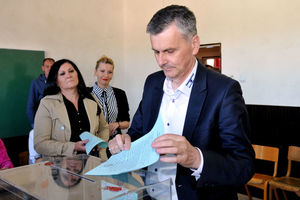 MILAN STAMATOVIĆ: Danas se ne bira predsednik Srbije već i budućnost srpskog naroda