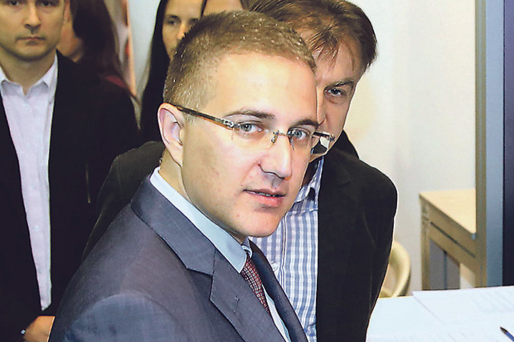 NASTAVAK BORBE PROTIV KORUPCIJE, STEFANOVIĆ: Direktor Resavice uhapšen zbog 30.000 evra MITA