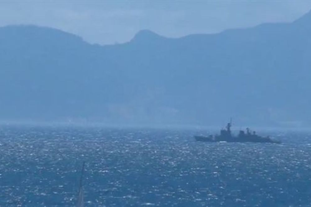(VIDEO) NA KORAK DO RATA: Španci opasno provociraju Britance oko Gibraltara