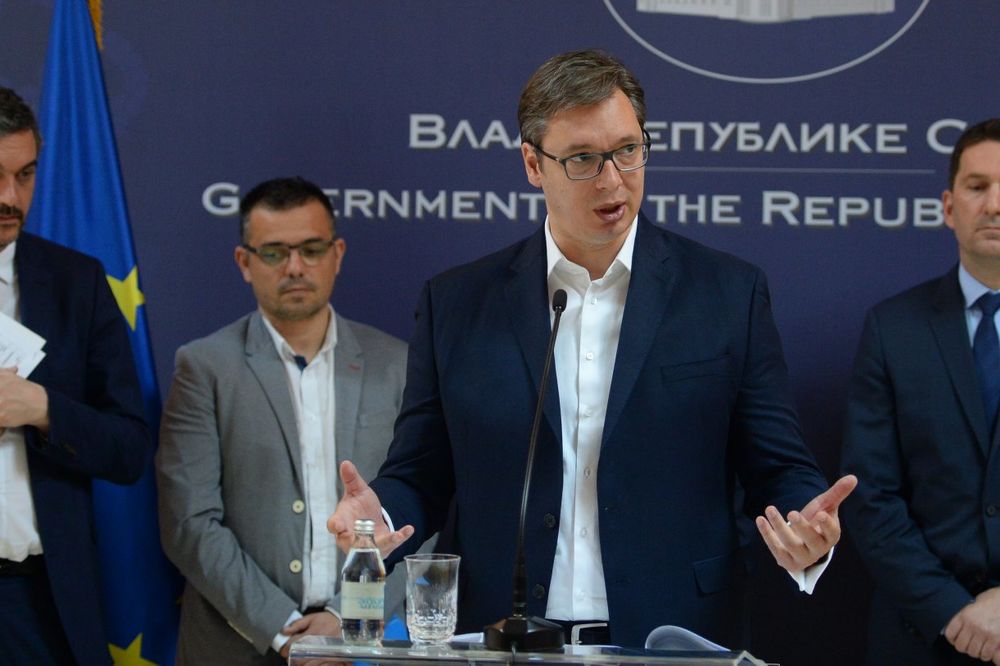 VLADA SRBIJE IMA PLAN Vučić: Ne možemo i nećemo svi da potonemo sa Agrokorom