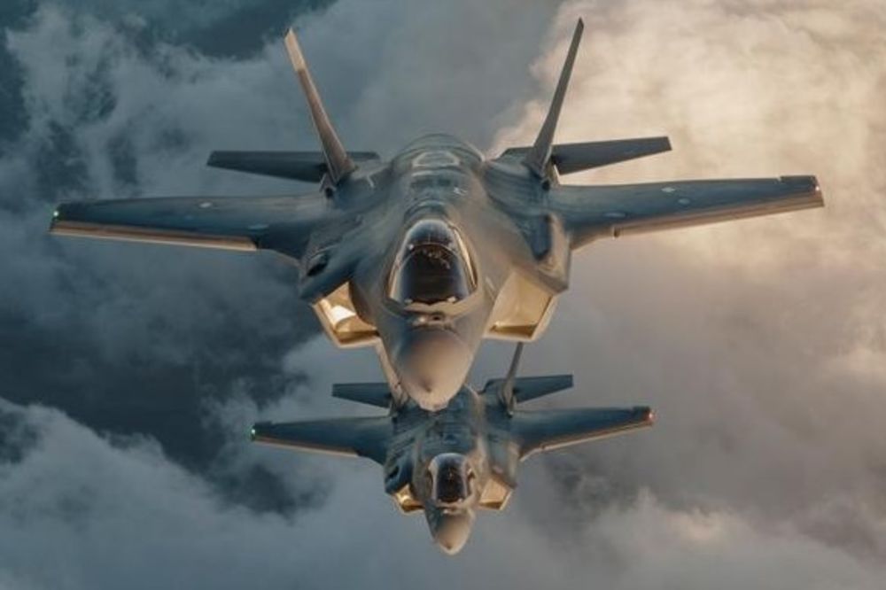 ZASTRAŠIVANJE RUSIJE: Amerika raspoređuje BOMBARDERE F-35 po Evropi!