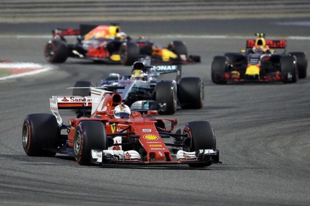 DRAMA U NAJAVI: Fetel osvojio Bahrein i pretekao Hamiltona na vrhu