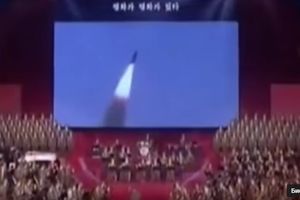 (VIDEO) OVAKO KIM TO ZAMIŠLJA: Raketa preleće okean i pada na američki grad, a u sledećem kadru...