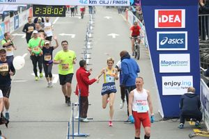 (KURIR TV) BEOGRAD JE CENTAR SVETA Olivera Jevtić i Kenijac Katam pobednici 30. Beogradskog maratona