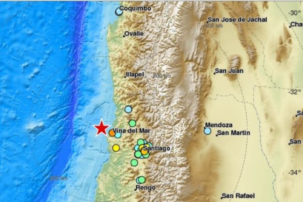 (VIDEO) PANIKA U ČILEU, MASOVNA EVAKUACIJA ZBOG STRAHA OD CUNAMIJA! Jak zemljotres potresao obalu
