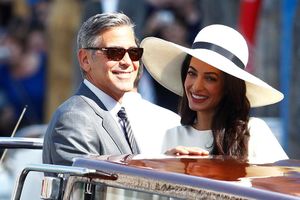 JEDVA ČEKA DA POSTANE OTAC: Džordž Kluni se ne odvaja od supruge dok se ne porodi
