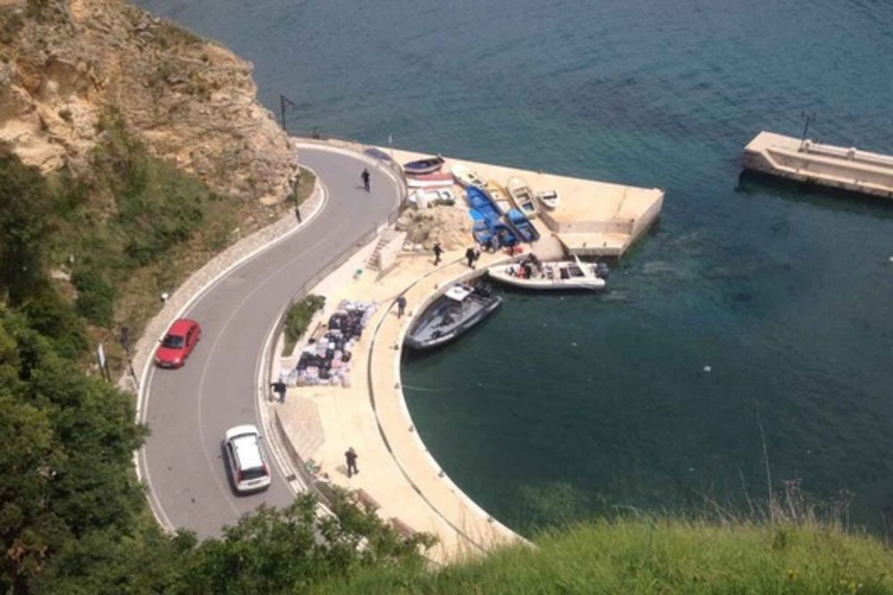 (VIDEO) ALBANSKI NARKO DILERI PALI U ULCINJU: Brodom švercovali TONU I PO skanka