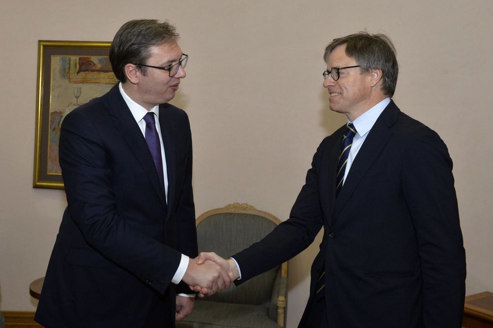 PREMIJER SRBIJE I NEMAČKI AMBASADOR: Vučić se sastao sa Ditmanom