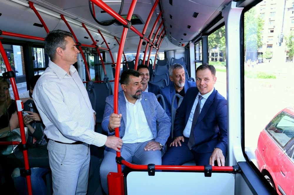 (FOTO) IMAJU KLIMU I INTERNET: Beograd dobio još 10 novih autobusa