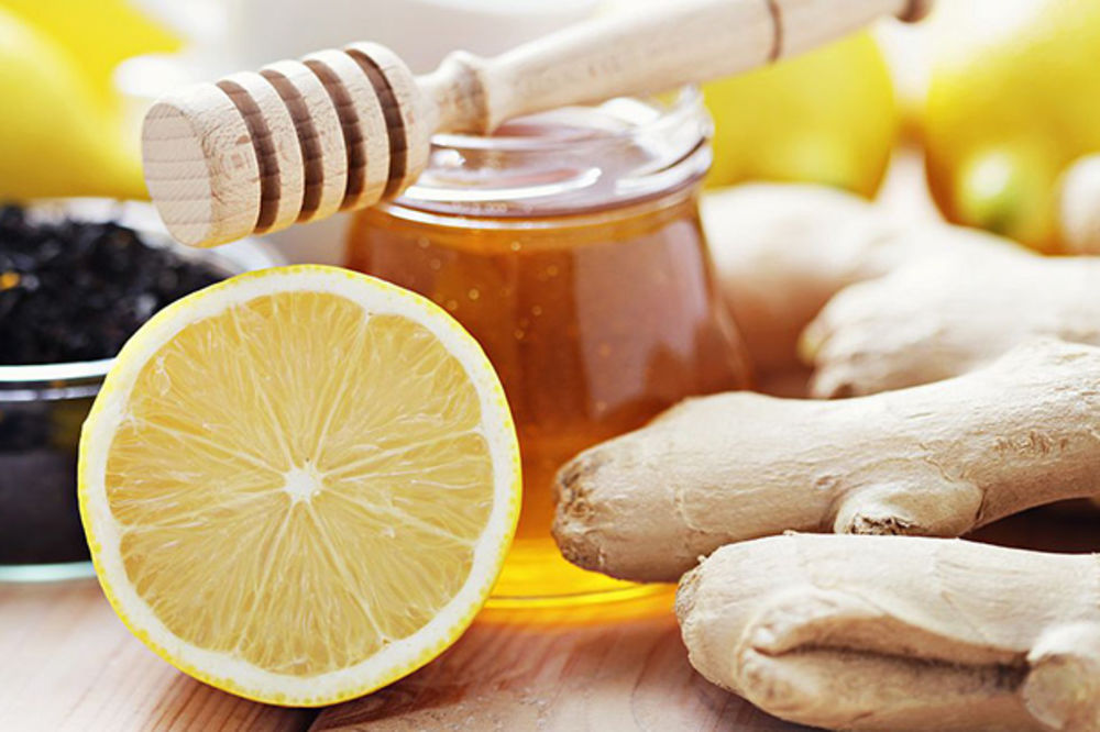 OVO JE LEKOVITA KOCKA: Evo zašto treba da zaledite đumbir, med i limun zajedno
