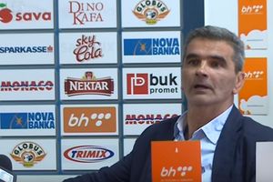 (VIDEO) LEGENDARNI TRENER ODLEPIO: Pogledajte kako Slišković napada novinara u Bijeljini