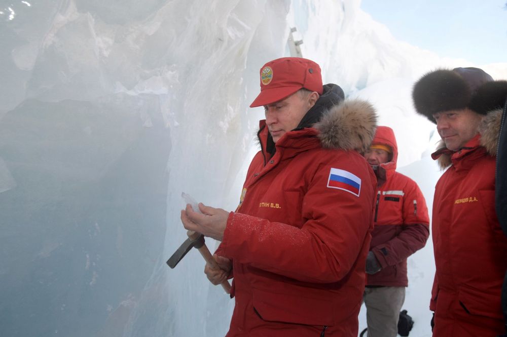 PUTIN ODAO TAJNU KOJA JE ZANIMALA SVET: Zbog ovoga je važno prisustvo Rusije na Arktiku i Antarktiku