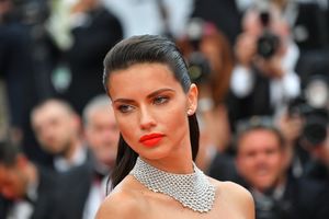 (VIDEO) ADRIANA LIMA U SUZAMA: Prvi rođendan bez Marka Jarića!