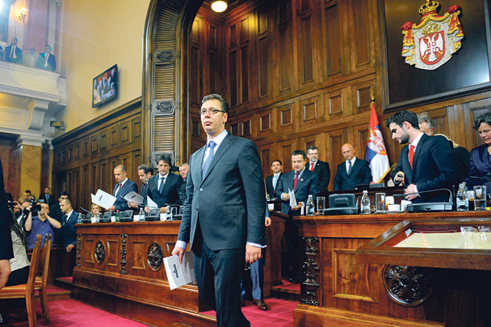 DANAS KADA POSTAJEM... Srbija tačno u podne dobija novog predsednika