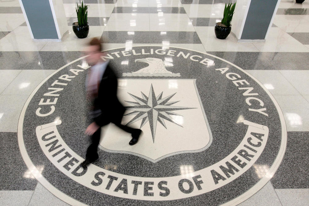 (FOTO) TEORIJAMA ZAVERE NEMA KRAJA: CIA objavila kako bi mogao da izgleda firer!