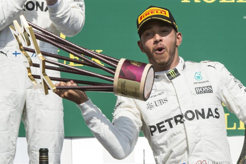 (VIDEO) BRITANAC NA KORAK DO ŠUMAHEROVOG REKORDA: Hamilton osvojio pol poziciju u Silverstonu