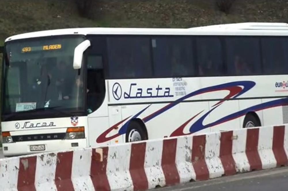 HAOS KOD VELIKOG MOKROG LUGA: Kamenovan Lastin autobus pun putnika