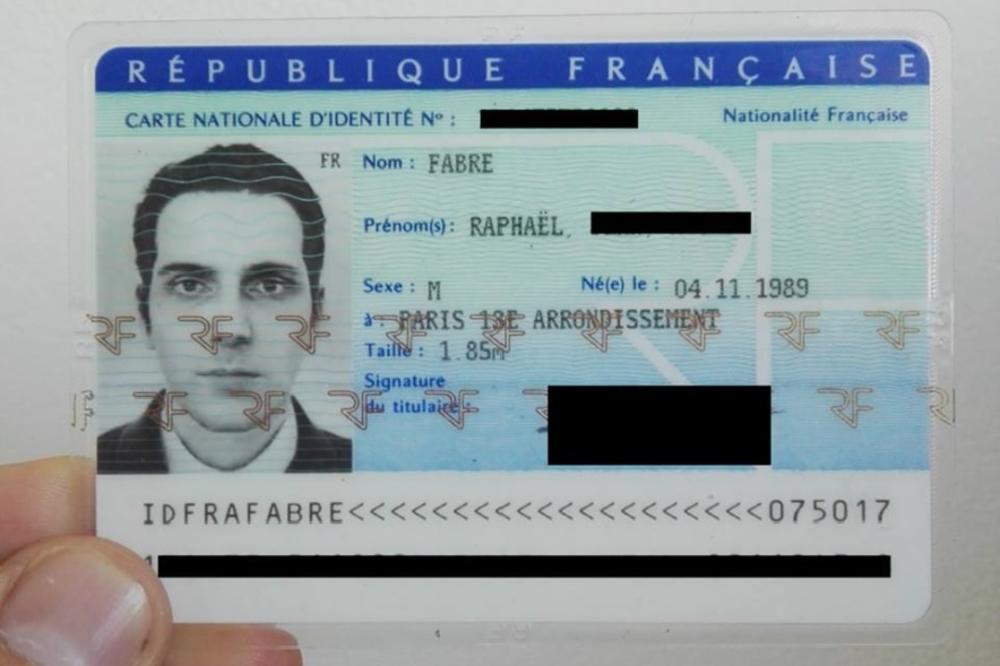 VERNA KOPIJA: Francuz dobio ličnu kartu koristeći sliku stvorenu na kompjuteru