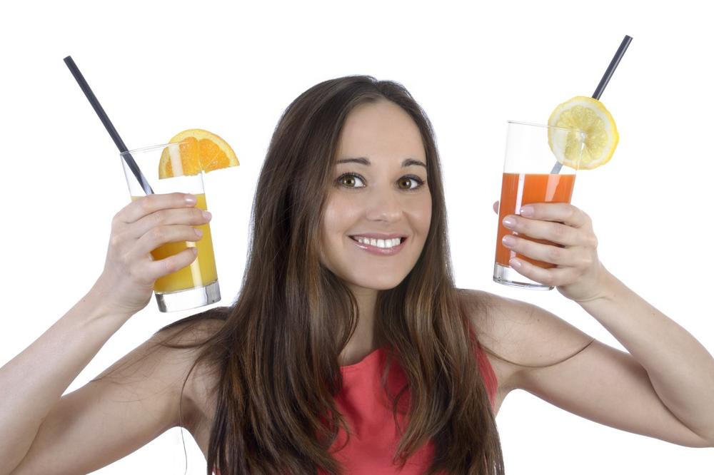 ORGANIZAM ĆE VAM BITI ZAHVALAN: Ulepšajte letnje dane uz ovih 5 osvežavajućih pića!