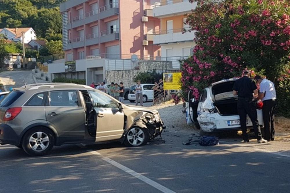 DŽIPOM NA SAOBRAĆAJCE: Udario u policijsko vozilo usred radarske kontrole!