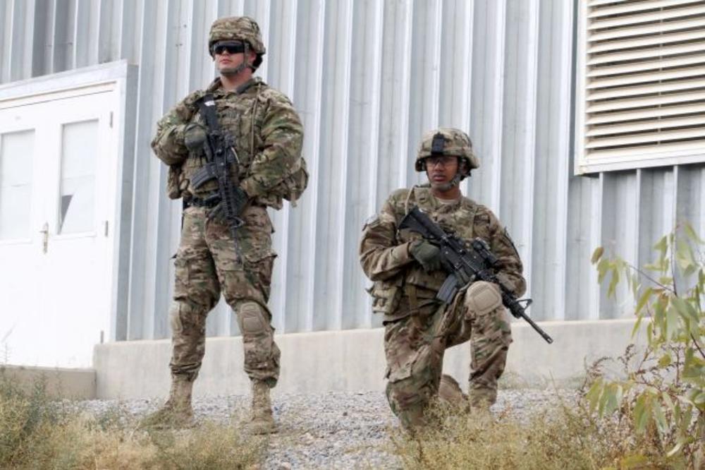 (VIDEO) VOJSKE SAD SE USPANIČILA: Trebaju nam jače puške, Talibani nas ubiše