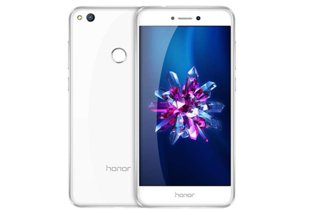 Honor 8 Lite – brz i aktivan pametni telefon, baš kao ti!