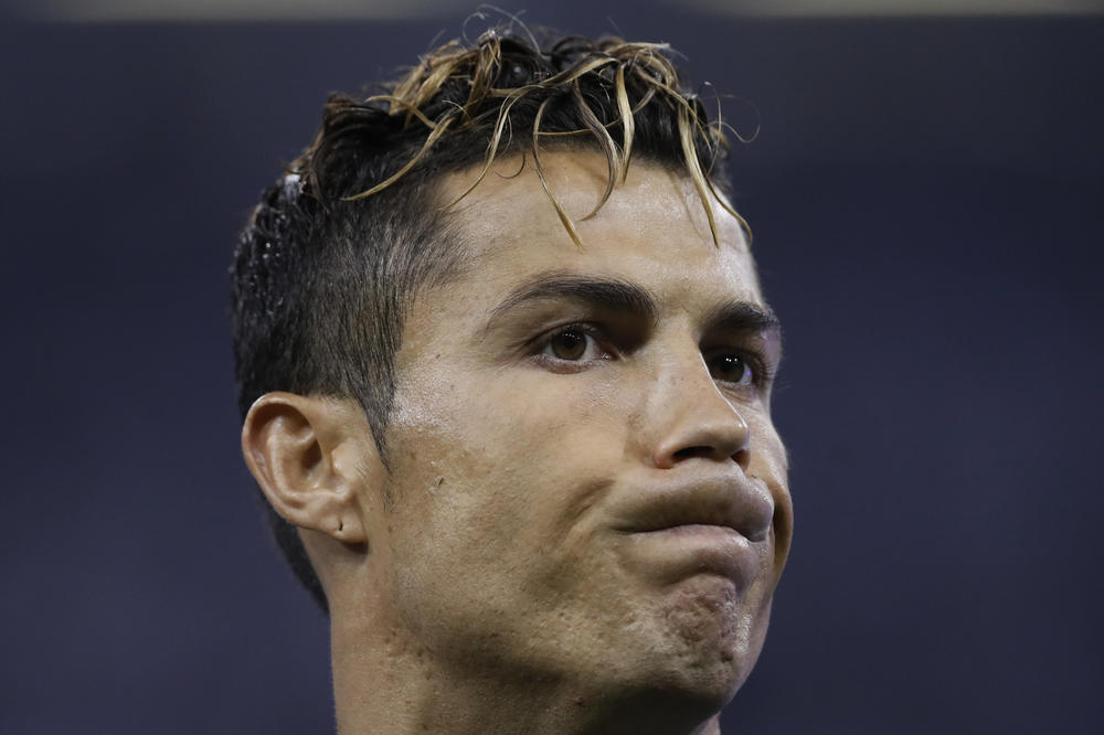 KRISTIJANO PROLAZI KROZ TEŽAK PERIOD: Ronaldov prijatelj otkrio zašto najbolji fudbalera sveta pati