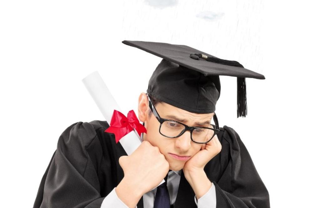 SUMNJIVA SVEDOČANSTVA PREPLAVILA CRNU GORU: Više diploma uvezu nego što proizvedu