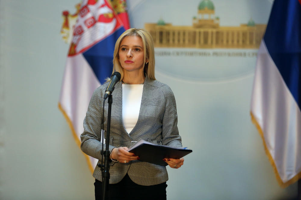 DIJANA VUKOMANOVIĆ O NEZAKONITOJ BLOKADI AMG: Vučić se vara ako misli da će uspeti u onome u čemu ni Milošević nije da nametne cenzuru i ukine slobodu medija