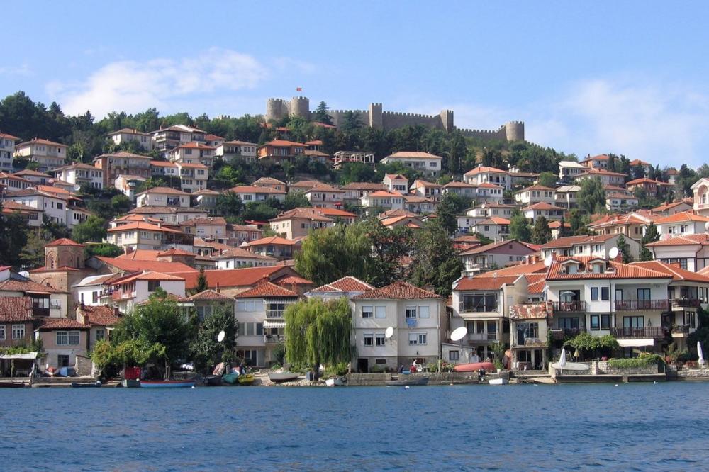 TRESE SE TLO POD NOGAMA: 800 zemljotresa u Ohridu za 15 dana, ljudi u panici!