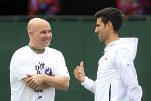 ĐOKOVIĆ MOŽE DA BUDE PRVI OPET: Andre Agasi veruje u Novakov povratah na vrh