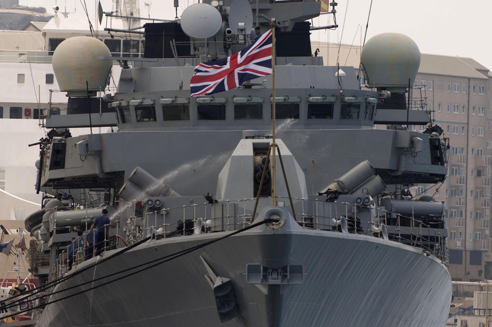 BRITANSKI STRAH OD RUSA I KINEZA: Naši brodovi su laka meta za njihovo savremeno oružje