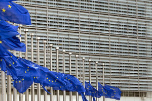 EU STVARA VOJSKU Tusk: Istorijski dan za EU, loša vest za neprijatelje!