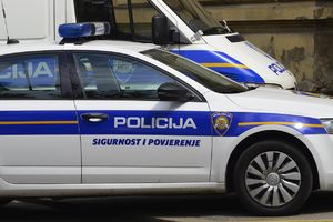 NEVIĐENA PUCNJAVA U ZAGREBU: Dva muškarca pogodio isti metak u kafiću!