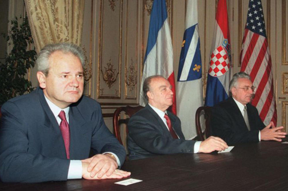 ISPOVEST BRITANSKOG AMBASADORA U JUGOSLAVIJI Milošević mi je priznao: Bio sam glupa, tvrdoglava budala!