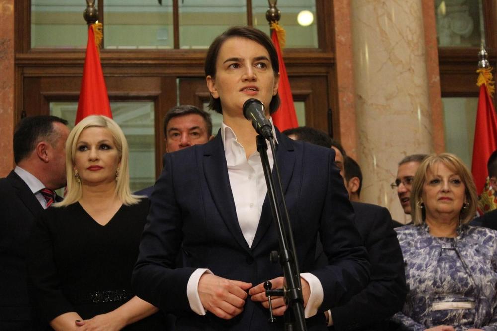 ANA BRNABIĆ: Ima prostora za povećanje plata i penzija, iza štrajka u Fijatu stoji loša namera