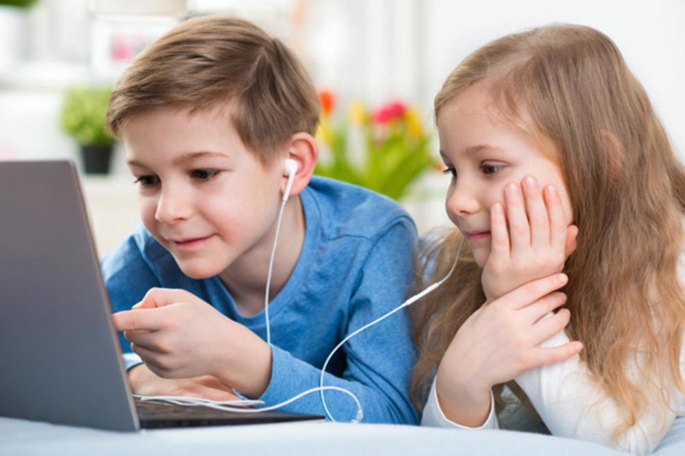 (VIDEO) Pet zlatnih saveta za bezbednije detinjstvo na Internetu