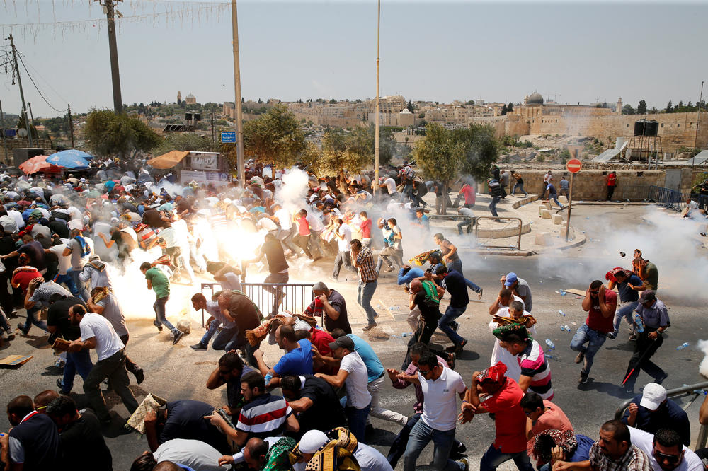 NASTAVLJAJU SE SUKOBI SA SNAGAMA BEZBEDNOSTI: Ubijen Palestinac na Zapadnoj obali