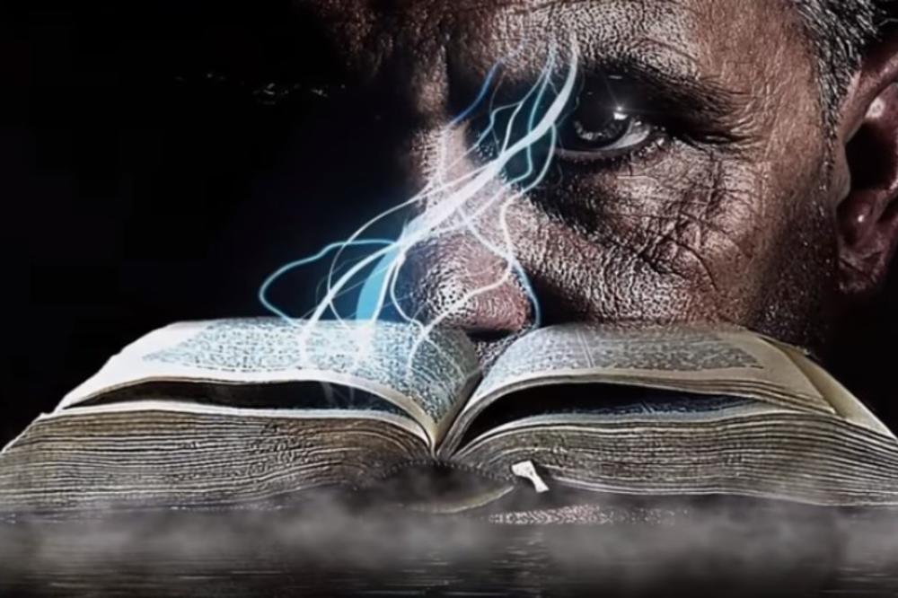 (VIDEO) VEKOVNA MISTERIJA ĐAVOLJE BIBLIJE: Knjiga ne stari, i veruje se da je napisao sam vrag!