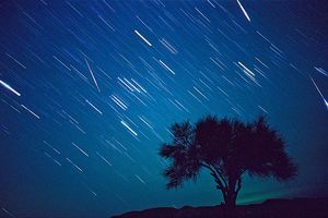 (VIDEO UŽIVO) OBAVEZNO ZAMISLITE ŽELJU: Večeras nas čeka nebeski spektakl - kiša meteora osvetliće čitavu planetu!