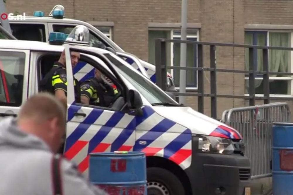 (VIDEO) SPREČEN MASAKR U POSLEDNJI ČAS: Otkazan koncert u Roterdamu, u kombiju pored hale pronađene boce sa gasom!