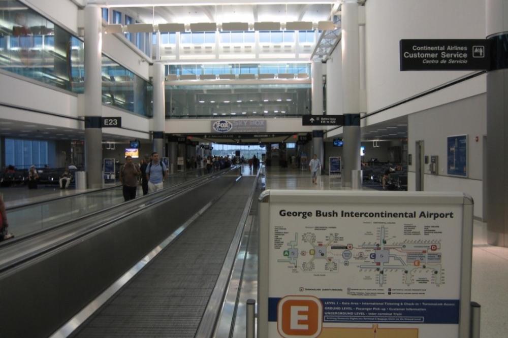 HAOS U HJUSTONU: Otkazani komercijalni letovi s glavnog aerodroma zbog poplava!