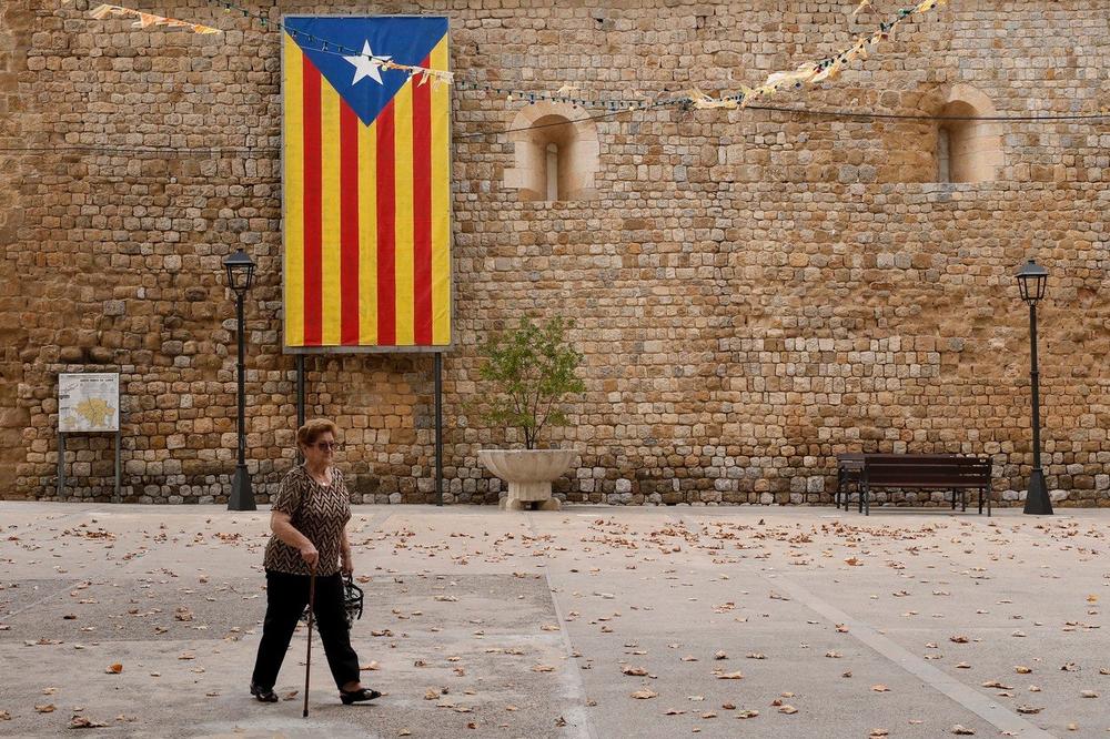 KATALONIJA GLASA ZA NEZAVISNOST: Počeo referendum za otcepljenje od Španije