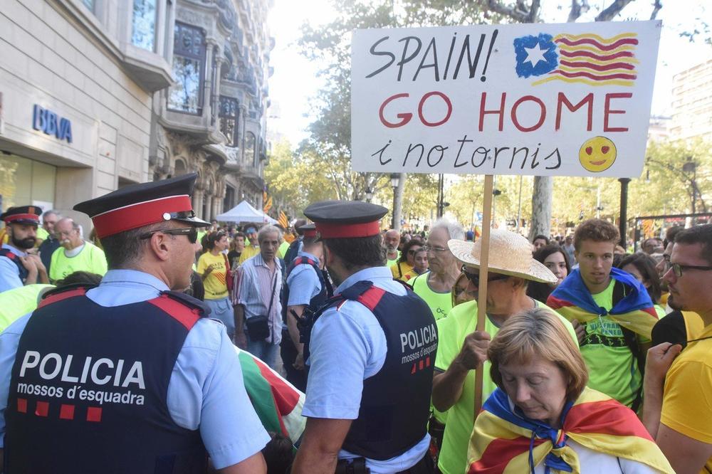 NOVI SUKOB KATALONSKIH I ŠPANSKIH VLASTI: Katalonci odbili da predaju kontrolu nad lokalnom policijom