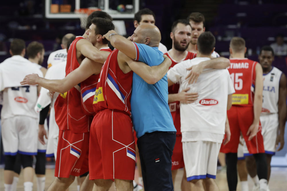 OVO MORATE PROČITATI: Evo kako je Đorđević hvalio igrače posle plasmana u polufinale Evrobasketa