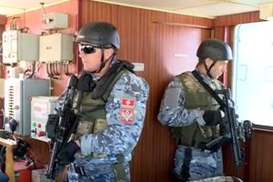 (VIDEO) VOJNA VEŽBA NATO I CRNOGORSKE MORNARICE: Crnogorci i Britanci vežbali u Baru